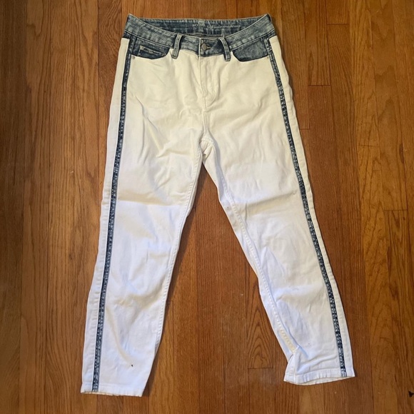 White/blue high waist straight leg jeans, lightly worn - Picture 2 of 4